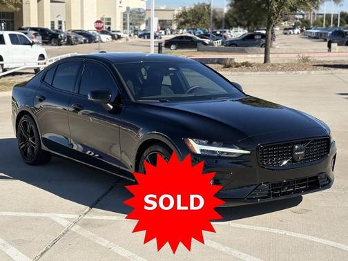 2024 Volvo S60 B5 Plus Black Edition