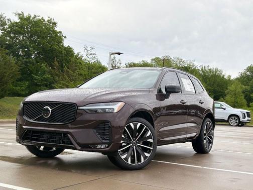 Mulberry Red 2026 Volvo XC60 B5 Ultra