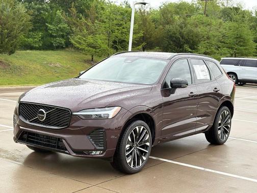 Mulberry Red 2026 Volvo XC60 B5 Ultra