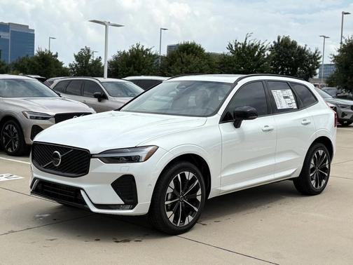 2026 Volvo XC60 B5 Plus
