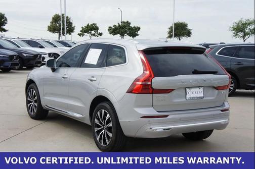 2023 Volvo XC60 B5 Plus Bright Theme