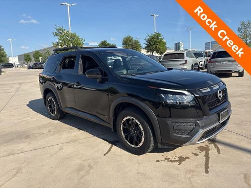 Super Black 2023 Nissan Pathfinder Rock Creek