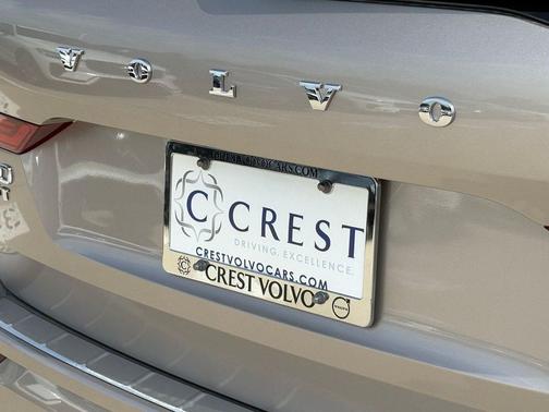 Bright Dusk 2026 Volvo XC60 B5 Plus