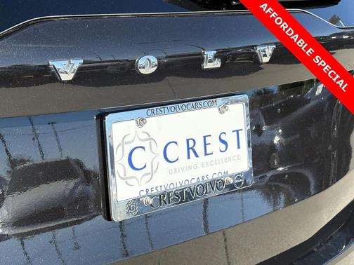 2020 Volvo XC90 T6 Momentum