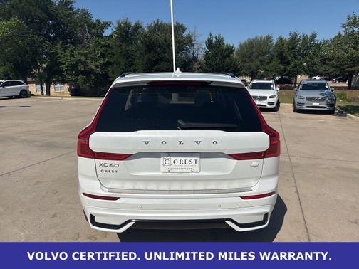 Crystal White Metallic 2024 Volvo XC60 Recharge Plug-In Hybrid Ultimate