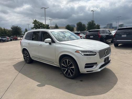 2021 Volvo XC90 Recharge Plug-In Hybrid T8 Inscription Expression 7 Passenger