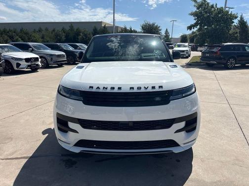 White 2024 Land Rover Range Rover Sport SE