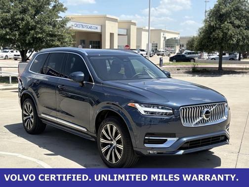 2023 Volvo XC90 B5 Plus