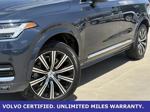 2023 Volvo XC90 B5 Plus