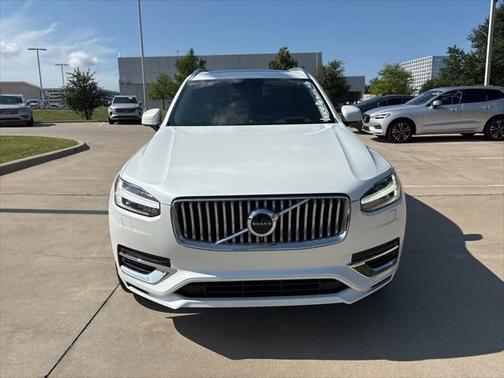 2022 Volvo XC90 Recharge Plug-In Hybrid T8 Inscription 6 Passenger