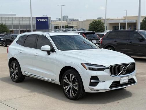 2023 Volvo XC60 B5 Plus Bright Theme