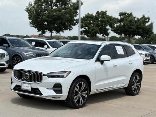 2023 Volvo XC60 B5 Plus Bright Theme