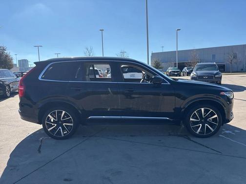 2023 Volvo XC90 B6 Plus 6-Seater