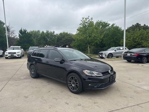 2019 Volkswagen Golf SportWagen TSI SE