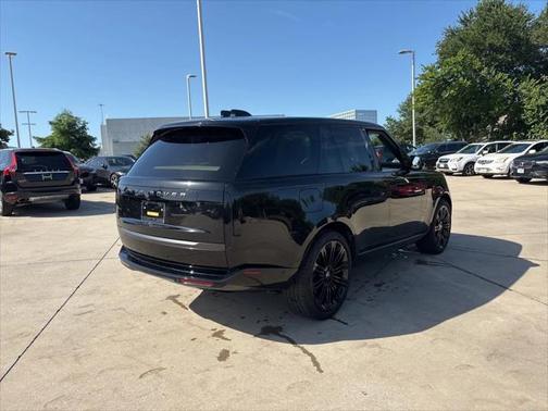 2024 Land Rover Range Rover SE