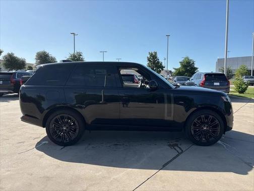2024 Land Rover Range Rover SE