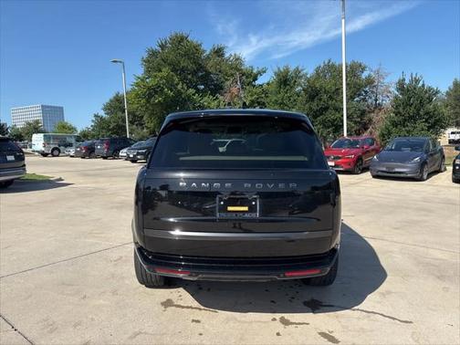 2024 Land Rover Range Rover SE