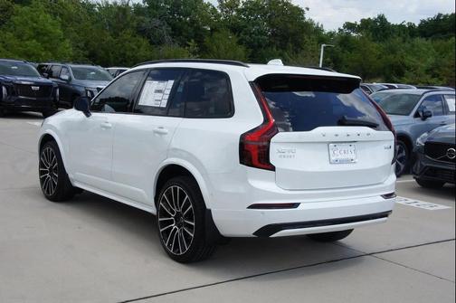 2026 Volvo XC90 B6 Ultra Dark Theme 6-Seater
