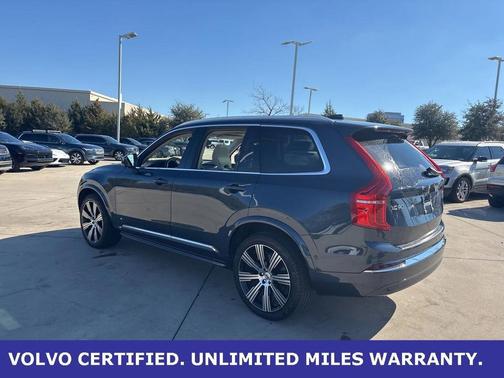 2024 Volvo XC90 B6 Plus Bright Theme