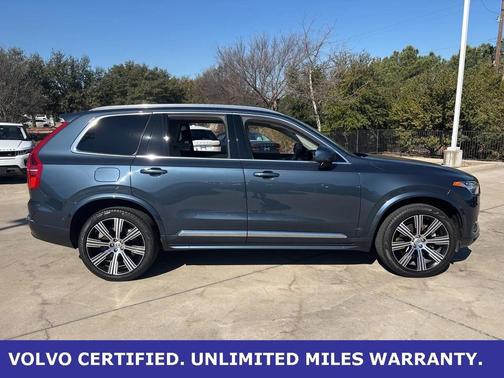 2024 Volvo XC90 B6 Plus Bright Theme