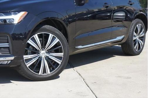 2022 Volvo XC60 B6 Inscription