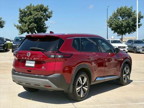 2021 Nissan Rogue SL