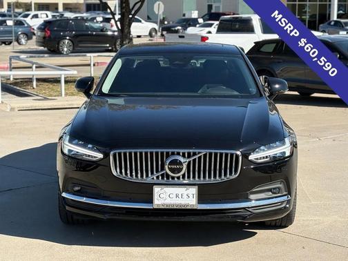 2023 Volvo S90 B6 Plus