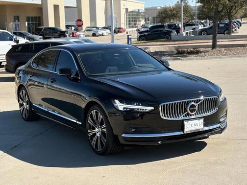 2023 Volvo S90 B6 Plus