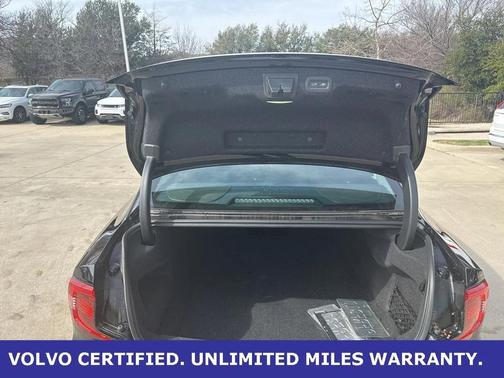 2023 Volvo S90 B6 Plus