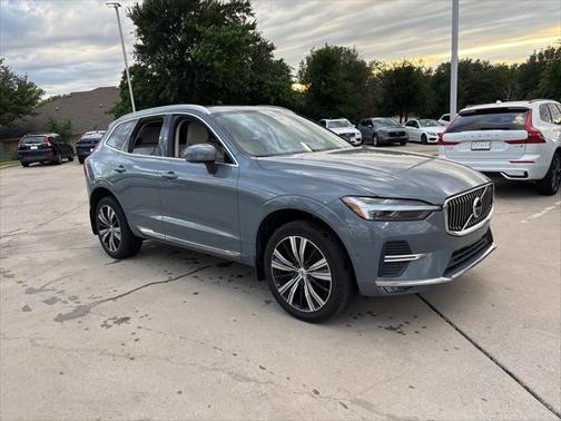 2022 Volvo XC60 B5 Inscription