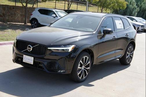 2025 Volvo XC60 B5 Plus