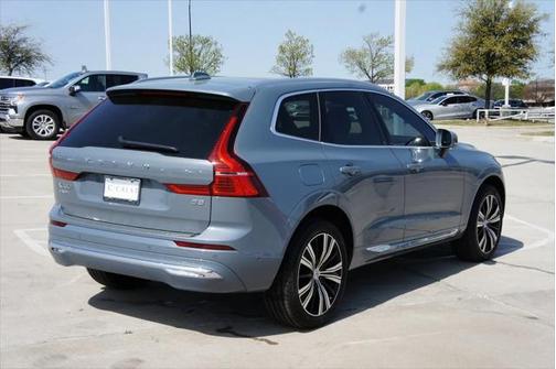2022 Volvo XC60 B5 Inscription