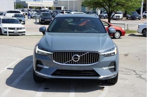 2022 Volvo XC60 B5 Inscription