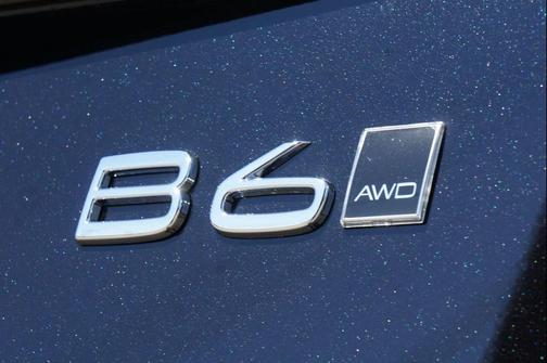 2026 Volvo XC90 B6 Ultra Dark Theme 7-Seater