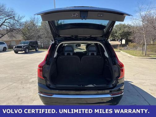 2025 Volvo XC90 Plus