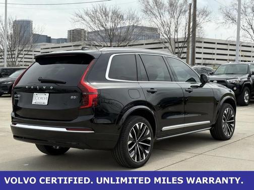 2025 Volvo XC90 Plus
