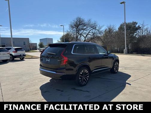 2025 Volvo XC90 Plus