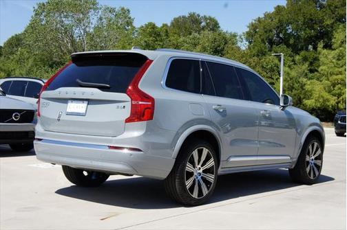 2025 Volvo XC90 B6 Plus 7-Seater