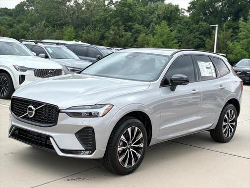 2025 Volvo XC60 B5 Core