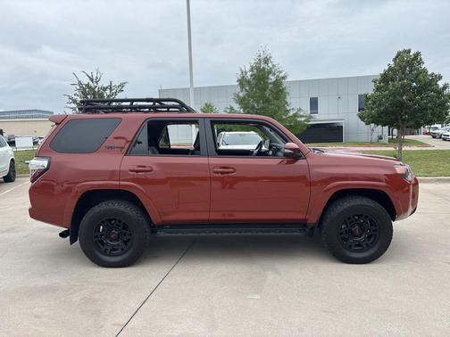 Terra 2024 Toyota 4Runner TRD Pro