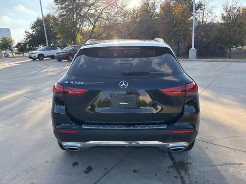 2022 Mercedes-Benz GLA 250 Base