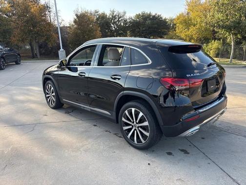 2022 Mercedes-Benz GLA 250 Base