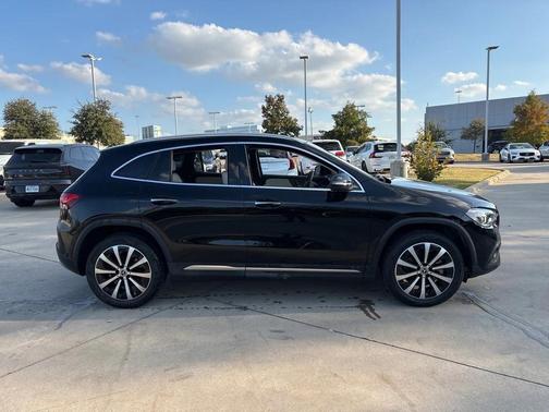 2022 Mercedes-Benz GLA 250 Base