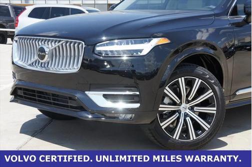 2025 Volvo XC90 B6 Plus 7-Seater