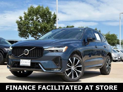 Denim Blue Metallic 2024 Volvo XC60 B5 Plus Dark Theme
