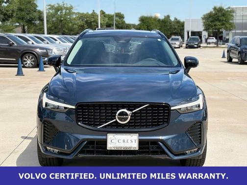 Denim Blue Metallic 2024 Volvo XC60 B5 Plus Dark Theme