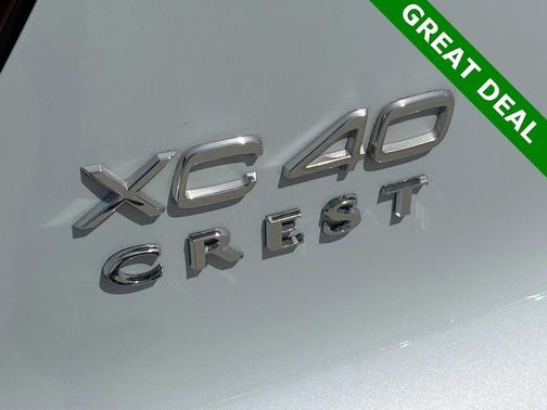 2020 Volvo XC40 T5 Momentum