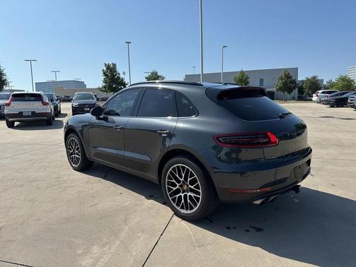 2017 Porsche Macan S
