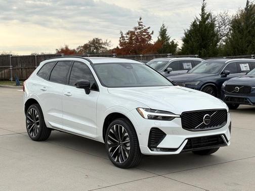2026 Volvo XC60 B5 Ultra