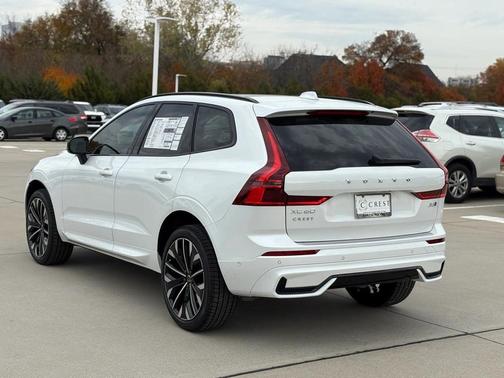 2026 Volvo XC60 B5 Ultra
